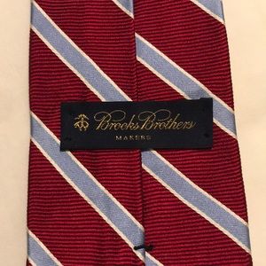Brooks brothers red tie with silver and blue